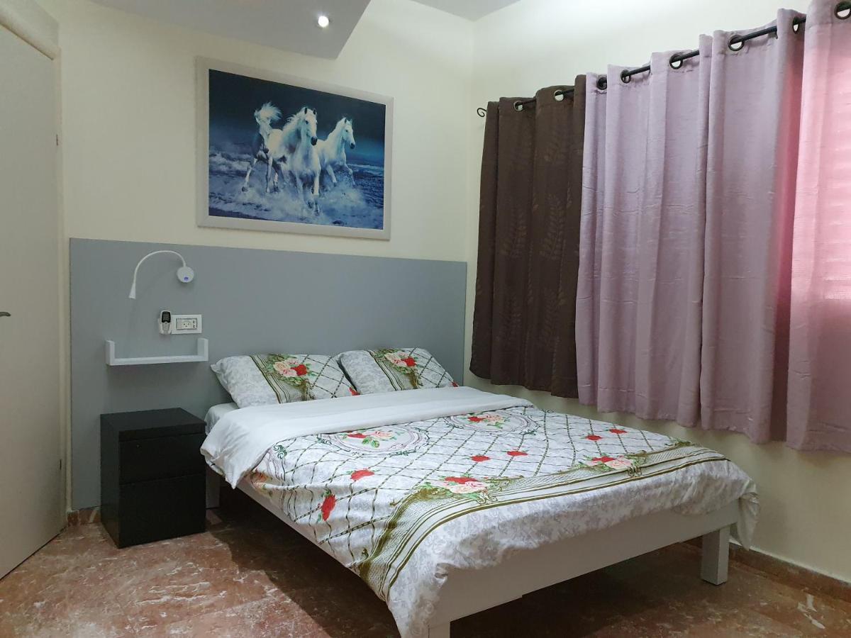 Ezore Yam Apartmens - Elmali'Akh St. 4 Bat Jam Zewnętrze zdjęcie